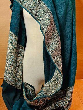 Luxury Reversible Teal Silk Jacquard Grand Stole – 40x82 Tapestry Weight